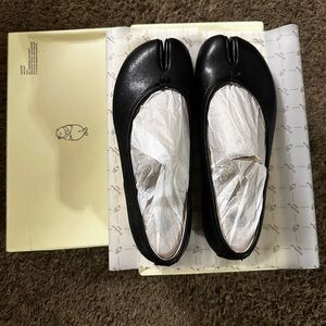 Women's Black Leather Shoes